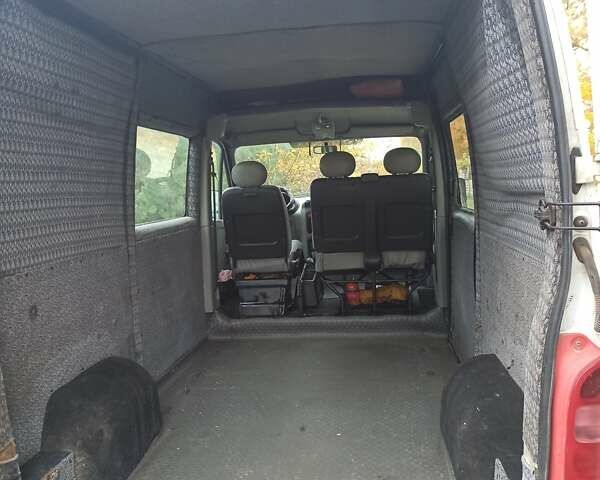Белый Рено Мастер, объемом двигателя 2.19 л и пробегом 80 тыс. км за 4899 $, фото 13 на Automoto.ua