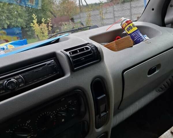 Білий Рено Мастєр, об'ємом двигуна 2.2 л та пробігом 347 тис. км за 4300 $, фото 14 на Automoto.ua