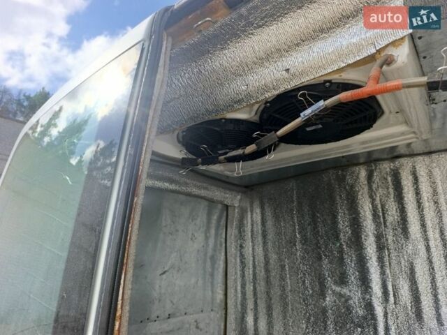 Белый Рено Мастер, объемом двигателя 1.87 л и пробегом 370 тыс. км за 3000 $, фото 9 на Automoto.ua