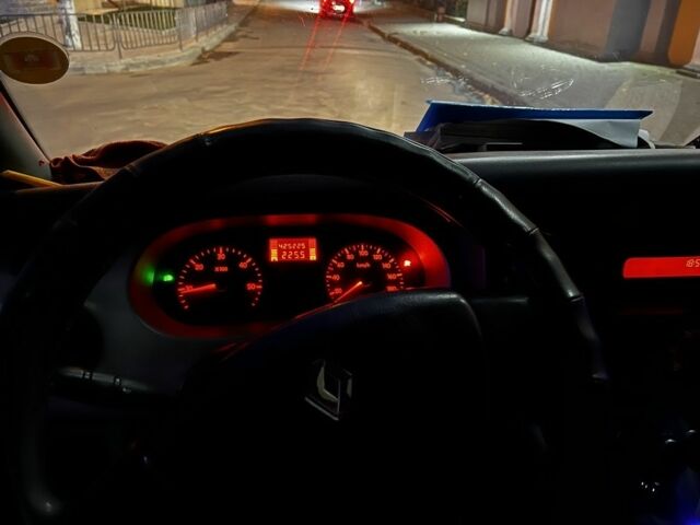 Білий Рено Мастєр, об'ємом двигуна 2.5 л та пробігом 425 тис. км за 5800 $, фото 5 на Automoto.ua