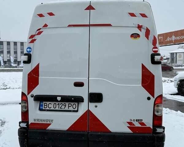 Белый Рено Мастер, объемом двигателя 2.95 л и пробегом 311 тыс. км за 5600 $, фото 10 на Automoto.ua