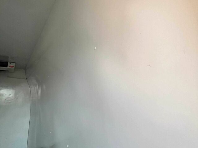 Белый Рено Мастер, объемом двигателя 2.5 л и пробегом 600 тыс. км за 9200 $, фото 14 на Automoto.ua