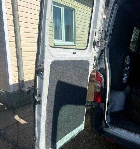 Белый Рено Мастер, объемом двигателя 2.19 л и пробегом 380 тыс. км за 6000 $, фото 19 на Automoto.ua