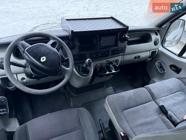 Белый Рено Мастер, объемом двигателя 2.5 л и пробегом 300 тыс. км за 4500 $, фото 6 на Automoto.ua