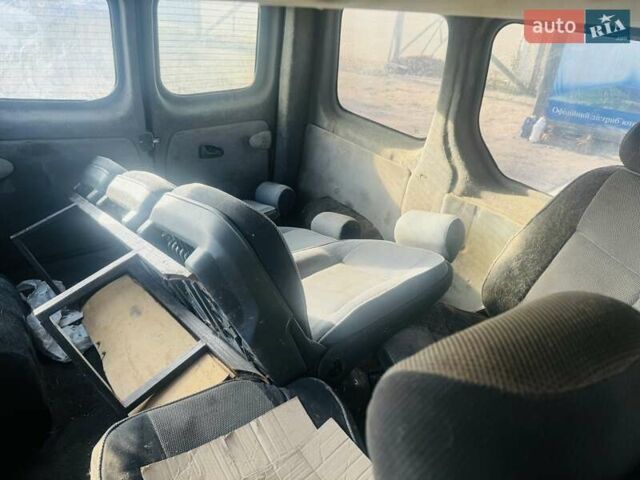 Белый Рено Мастер, объемом двигателя 1.9 л и пробегом 200 тыс. км за 3700 $, фото 10 на Automoto.ua