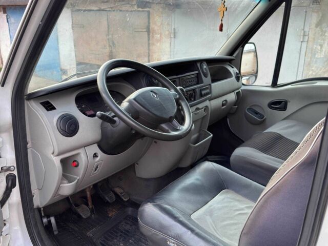 Белый Рено Мастер, объемом двигателя 2.5 л и пробегом 327 тыс. км за 6500 $, фото 8 на Automoto.ua