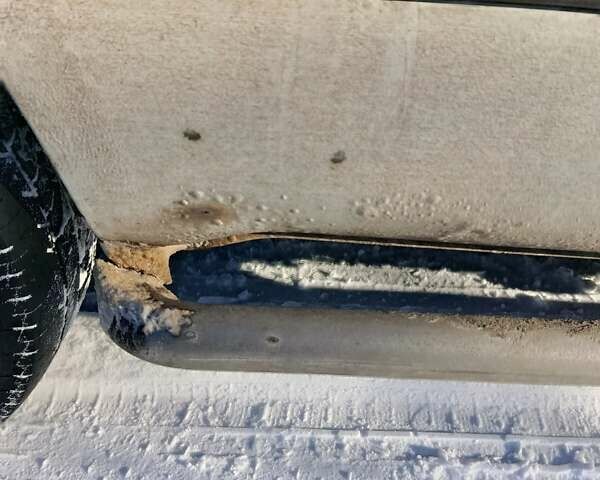 Белый Рено Мастер, объемом двигателя 2.5 л и пробегом 432 тыс. км за 5200 $, фото 2 на Automoto.ua