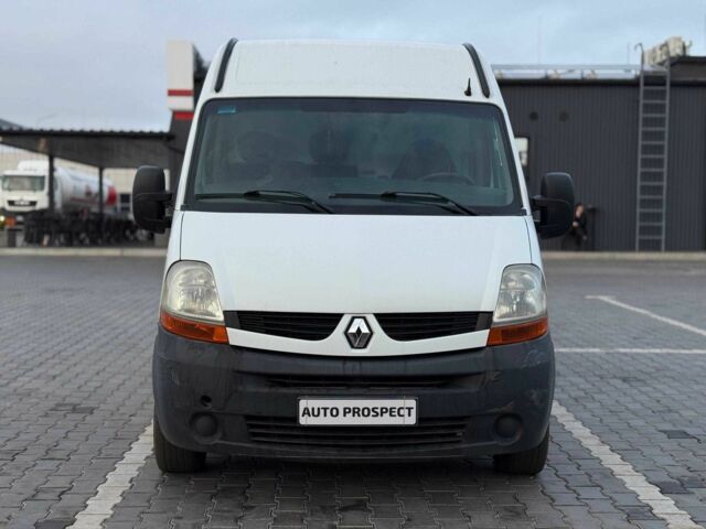 Белый Рено Мастер, объемом двигателя 2.5 л и пробегом 327 тыс. км за 6500 $, фото 1 на Automoto.ua