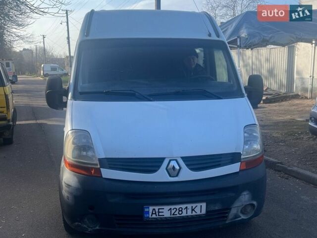 Белый Рено Мастер, объемом двигателя 2.46 л и пробегом 400 тыс. км за 7700 $, фото 1 на Automoto.ua