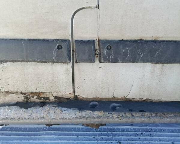 Белый Рено Мастер, объемом двигателя 2.5 л и пробегом 432 тыс. км за 5200 $, фото 3 на Automoto.ua