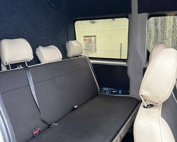 Білий Рено Мастєр, об'ємом двигуна 2.3 л та пробігом 350 тис. км за 12000 $, фото 6 на Automoto.ua