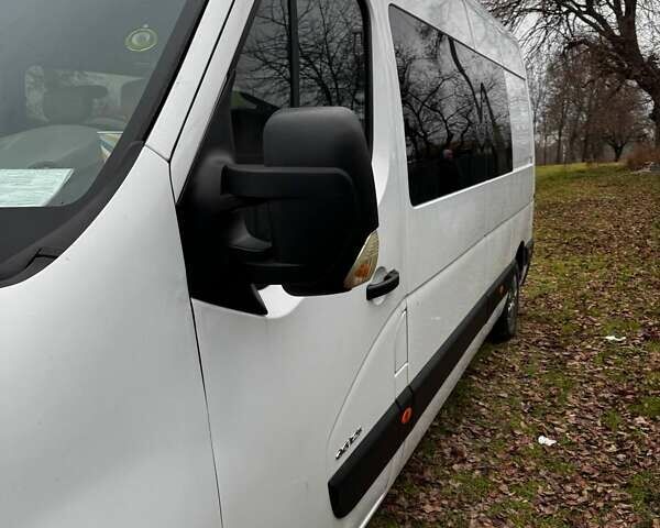 Білий Рено Мастєр, об'ємом двигуна 2.3 л та пробігом 350 тис. км за 12000 $, фото 2 на Automoto.ua