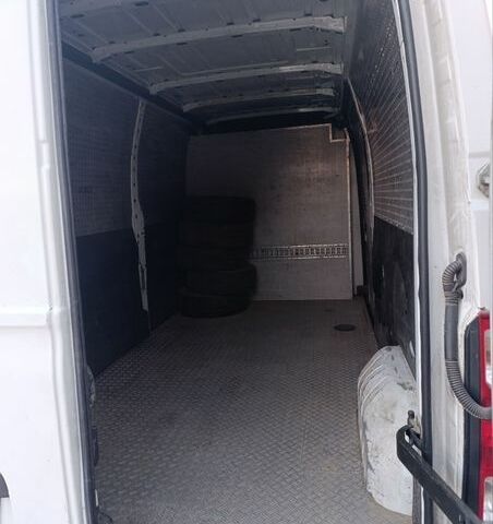 Белый Рено Мастер, объемом двигателя 2.3 л и пробегом 400 тыс. км за 7500 $, фото 4 на Automoto.ua