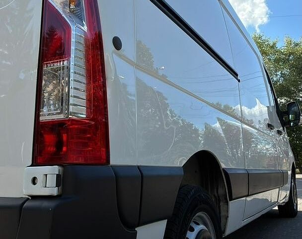 Білий Рено Мастєр, об'ємом двигуна 2.3 л та пробігом 395 тис. км за 12900 $, фото 13 на Automoto.ua
