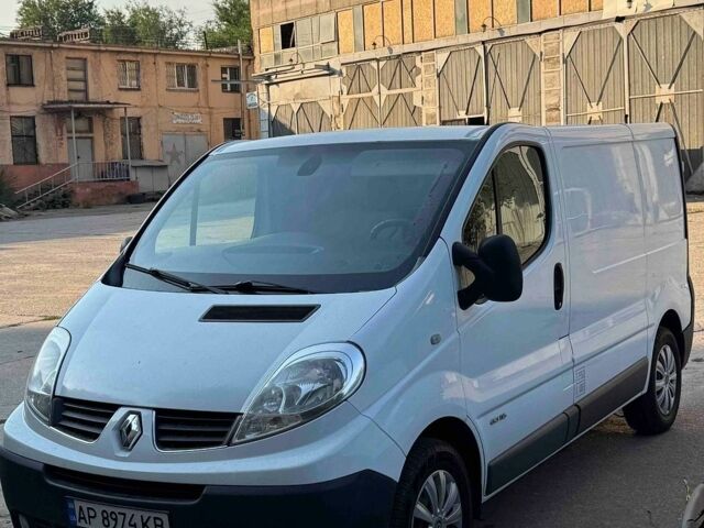 Белый Рено Мастер, объемом двигателя 2 л и пробегом 262 тыс. км за 11500 $, фото 6 на Automoto.ua