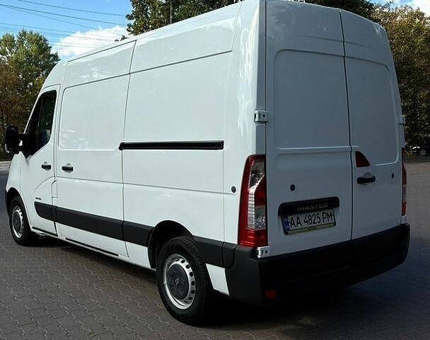 Білий Рено Мастєр, об'ємом двигуна 2.3 л та пробігом 395 тис. км за 12900 $, фото 4 на Automoto.ua