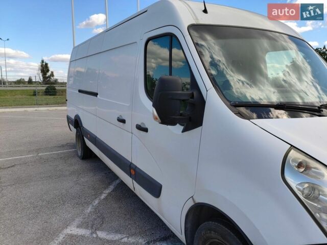 Белый Рено Мастер, объемом двигателя 2.3 л и пробегом 302 тыс. км за 13500 $, фото 2 на Automoto.ua