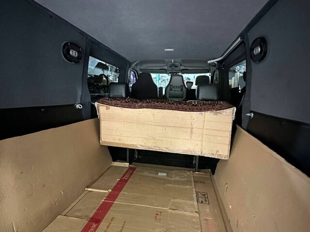 Білий Рено Мастєр, об'ємом двигуна 2.3 л та пробігом 103 тис. км за 14900 $, фото 9 на Automoto.ua