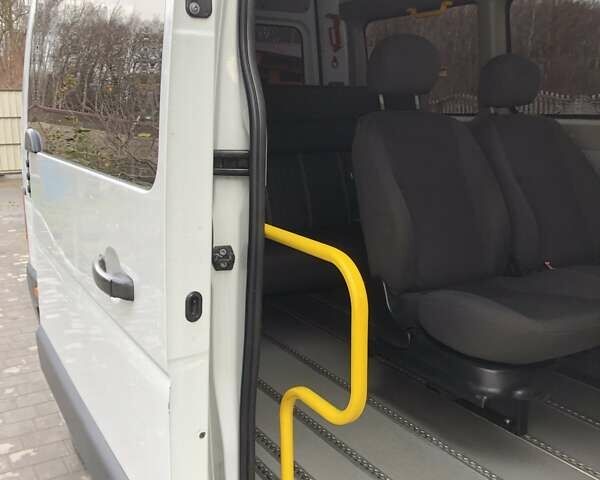 Белый Рено Мастер, объемом двигателя 2.3 л и пробегом 280 тыс. км за 16000 $, фото 23 на Automoto.ua