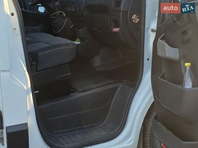 Білий Рено Мастєр, об'ємом двигуна 2.3 л та пробігом 406 тис. км за 15700 $, фото 14 на Automoto.ua