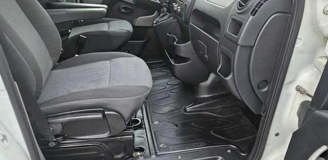 Белый Рено Мастер, объемом двигателя 2.3 л и пробегом 185 тыс. км за 8200 $, фото 9 на Automoto.ua