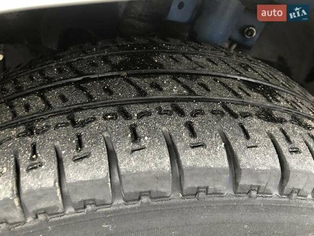 Белый Рено Мастер, объемом двигателя 2.3 л и пробегом 280 тыс. км за 16000 $, фото 6 на Automoto.ua