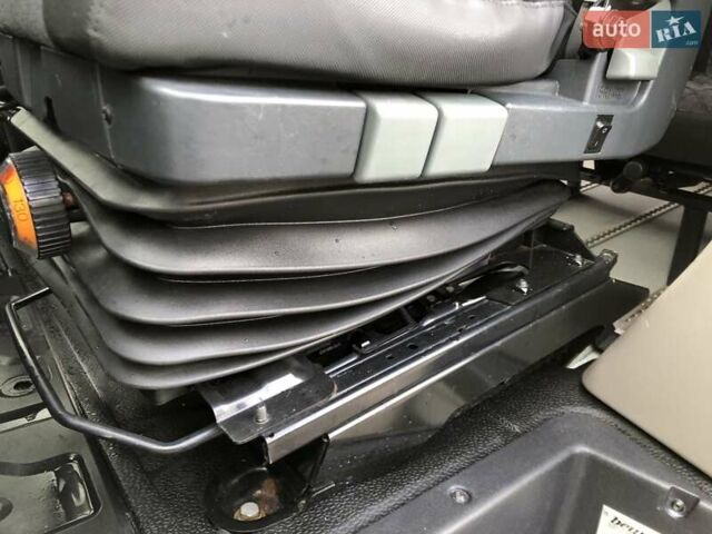 Белый Рено Мастер, объемом двигателя 2.3 л и пробегом 280 тыс. км за 16000 $, фото 43 на Automoto.ua