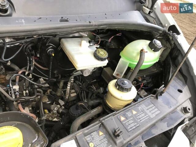 Белый Рено Мастер, объемом двигателя 2.3 л и пробегом 280 тыс. км за 16000 $, фото 57 на Automoto.ua