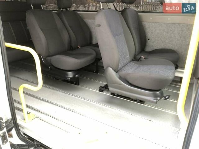 Белый Рено Мастер, объемом двигателя 2.3 л и пробегом 280 тыс. км за 16000 $, фото 17 на Automoto.ua