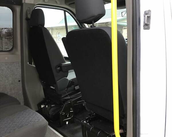 Белый Рено Мастер, объемом двигателя 2.3 л и пробегом 280 тыс. км за 16000 $, фото 24 на Automoto.ua