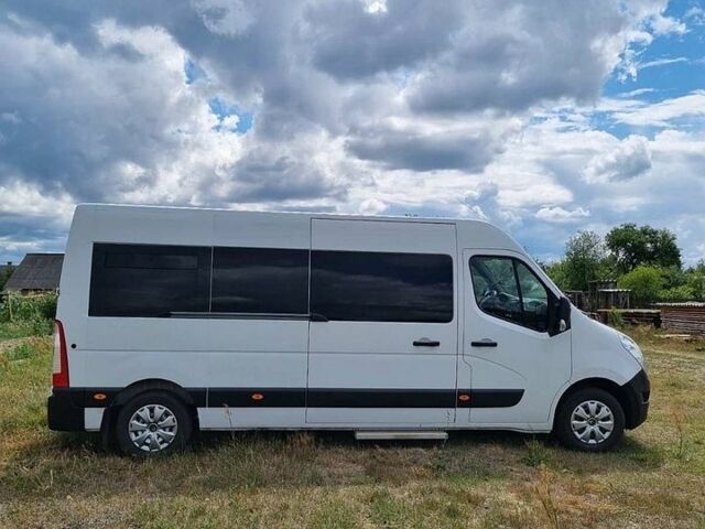 Белый Рено Мастер, объемом двигателя 2.3 л и пробегом 270 тыс. км за 16000 $, фото 2 на Automoto.ua
