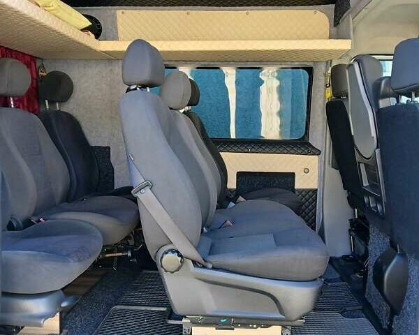 Белый Рено Мастер, объемом двигателя 2.3 л и пробегом 255 тыс. км за 15999 $, фото 9 на Automoto.ua