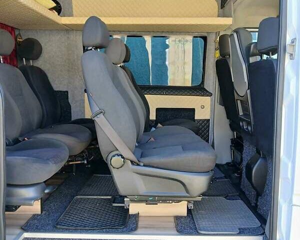 Белый Рено Мастер, объемом двигателя 2.3 л и пробегом 255 тыс. км за 15999 $, фото 5 на Automoto.ua