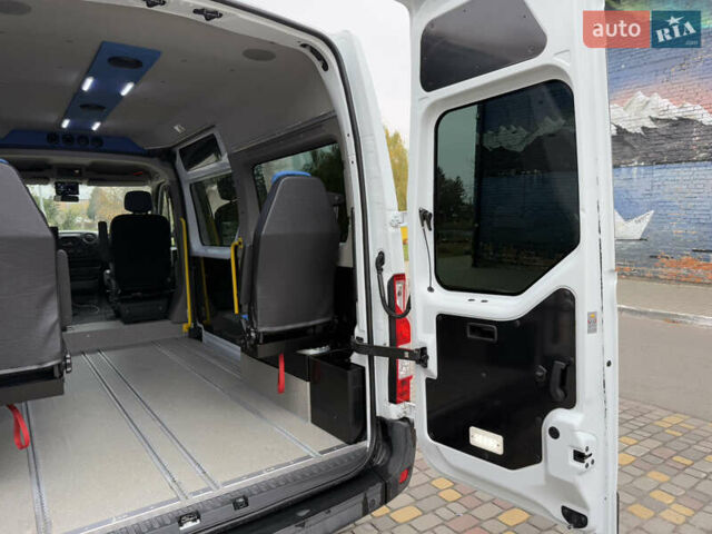 Белый Рено Мастер, объемом двигателя 2.3 л и пробегом 350 тыс. км за 15999 $, фото 54 на Automoto.ua