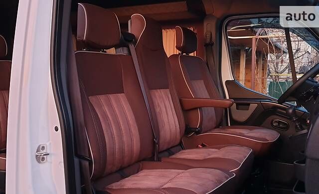 Белый Рено Мастер, объемом двигателя 2.3 л и пробегом 171 тыс. км за 19800 $, фото 35 на Automoto.ua