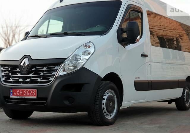 Белый Рено Мастер, объемом двигателя 2.3 л и пробегом 171 тыс. км за 19800 $, фото 2 на Automoto.ua