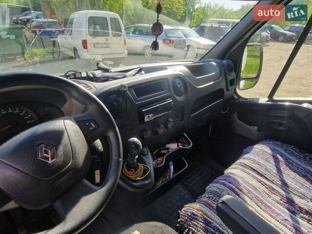 Белый Рено Мастер, объемом двигателя 2.3 л и пробегом 280 тыс. км за 15000 $, фото 8 на Automoto.ua