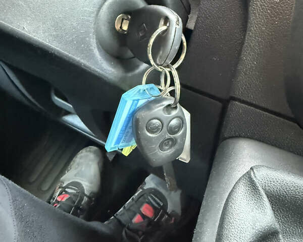 Белый Рено Мастер, объемом двигателя 2.3 л и пробегом 300 тыс. км за 16300 $, фото 38 на Automoto.ua