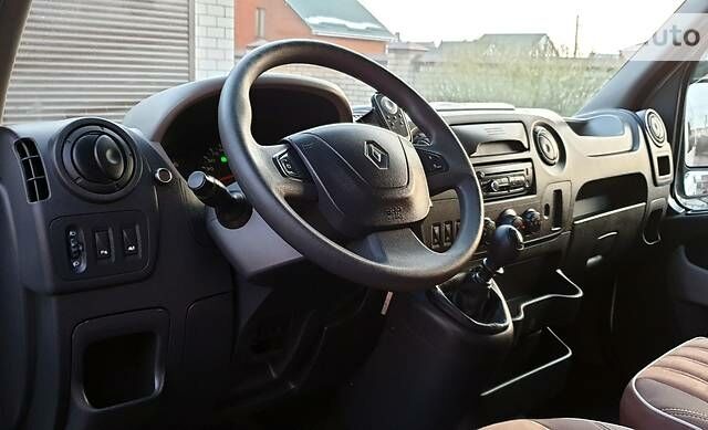 Белый Рено Мастер, объемом двигателя 2.3 л и пробегом 171 тыс. км за 19800 $, фото 11 на Automoto.ua