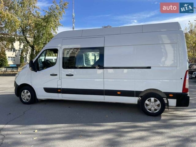 Белый Рено Мастер, объемом двигателя 2.3 л и пробегом 45 тыс. км за 17500 $, фото 5 на Automoto.ua