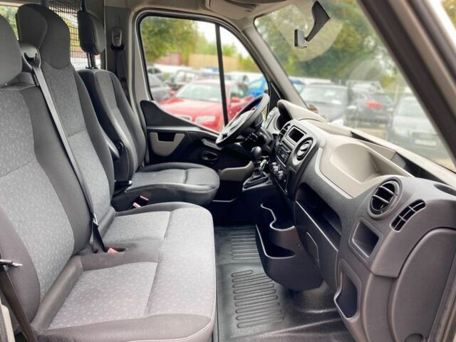 Белый Рено Мастер, объемом двигателя 2.3 л и пробегом 222 тыс. км за 8500 $, фото 13 на Automoto.ua