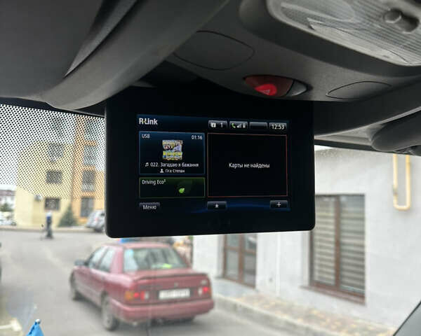 Білий Рено Мастєр, об'ємом двигуна 2.3 л та пробігом 450 тис. км за 17399 $, фото 24 на Automoto.ua