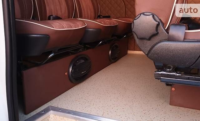 Белый Рено Мастер, объемом двигателя 2.3 л и пробегом 171 тыс. км за 19800 $, фото 44 на Automoto.ua