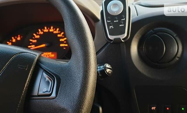 Белый Рено Мастер, объемом двигателя 2.3 л и пробегом 171 тыс. км за 19800 $, фото 17 на Automoto.ua