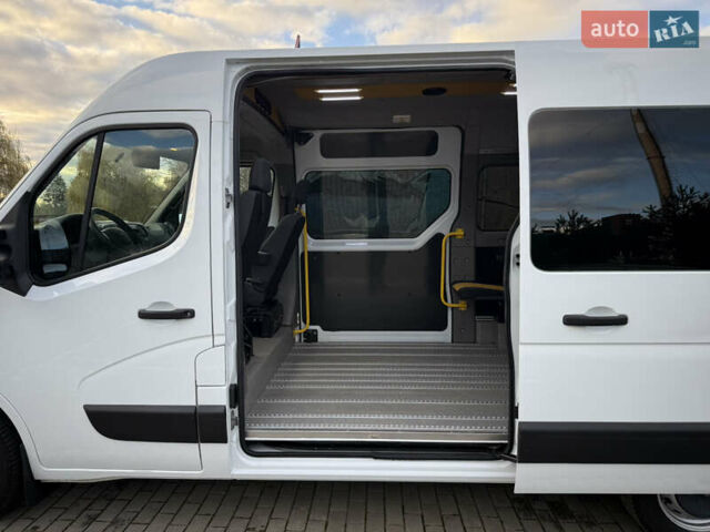 Белый Рено Мастер, объемом двигателя 2.3 л и пробегом 300 тыс. км за 16300 $, фото 56 на Automoto.ua