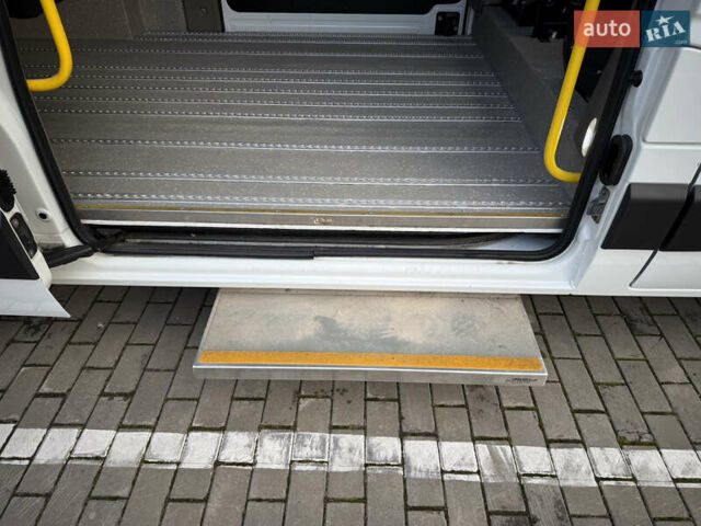 Белый Рено Мастер, объемом двигателя 2.3 л и пробегом 300 тыс. км за 16300 $, фото 55 на Automoto.ua