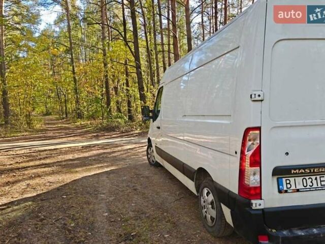 Белый Рено Мастер, объемом двигателя 2.3 л и пробегом 149 тыс. км за 12000 $, фото 4 на Automoto.ua