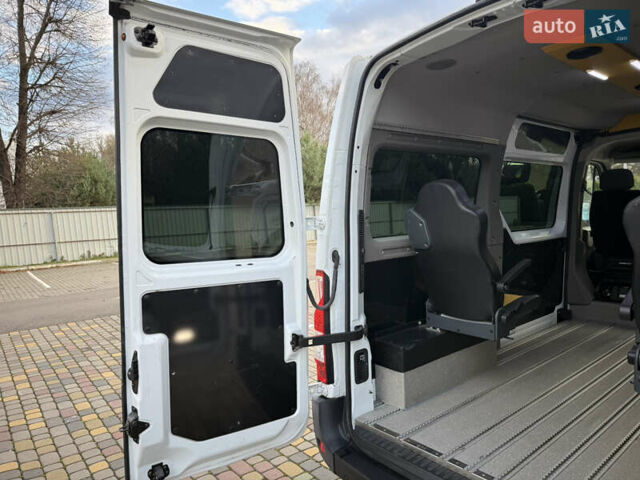 Белый Рено Мастер, объемом двигателя 2.3 л и пробегом 300 тыс. км за 16300 $, фото 63 на Automoto.ua