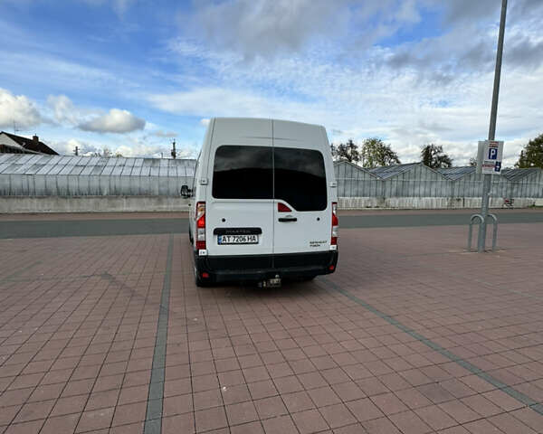 Белый Рено Мастер, объемом двигателя 2.3 л и пробегом 295 тыс. км за 16000 $, фото 4 на Automoto.ua