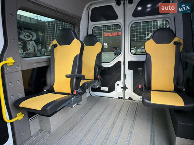 Белый Рено Мастер, объемом двигателя 2.3 л и пробегом 300 тыс. км за 16300 $, фото 58 на Automoto.ua